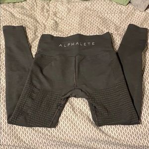 Alphalete Halo leggings